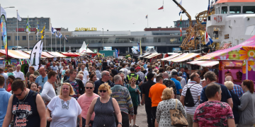 vlaggetjesdag scheveningen